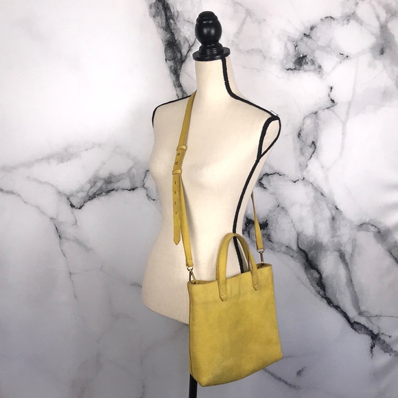 Madewell Handbags - 🦋MADEWELL🦋 mini transport zip top crossbody